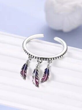 Silver Feather Charm Ring. Adjustable ring. Lucky ring. 🪶